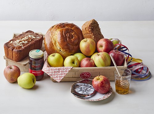 BOX3-Hidden Rose Apples ORGANIC & Comice Pears 7 CT – Honey Bear Fruit  Baskets